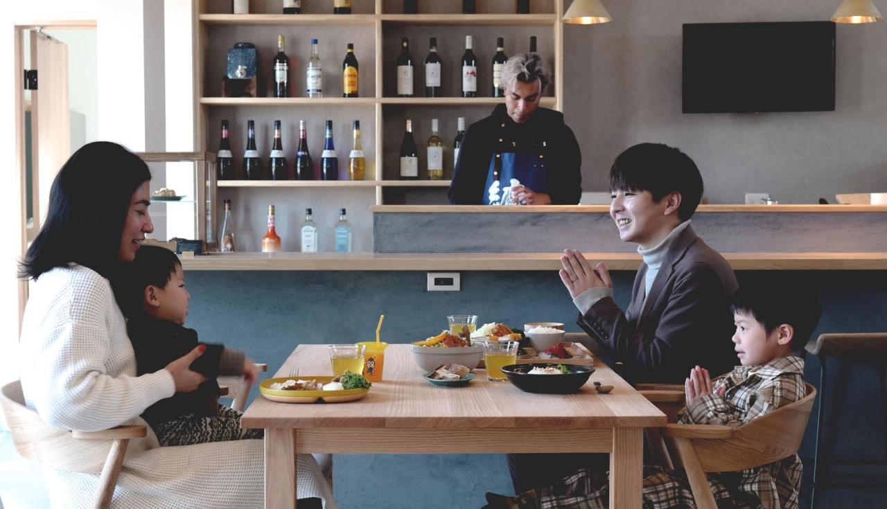 Matoi Hostel & Bar Такасаки Екстериор снимка